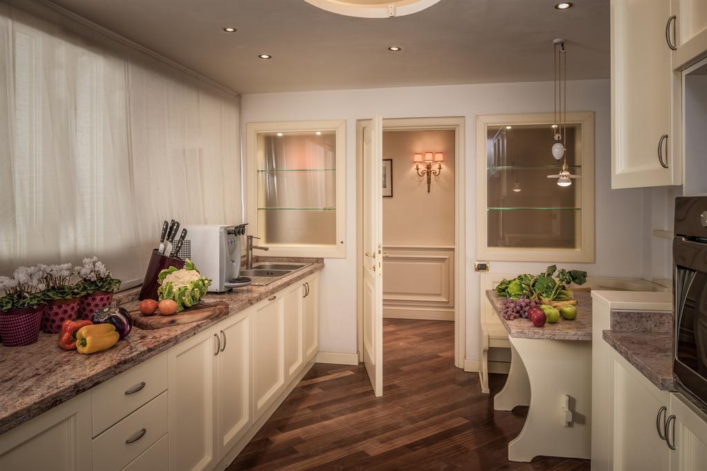 47Luxury Suites - Colosseo Рим Стая снимка
